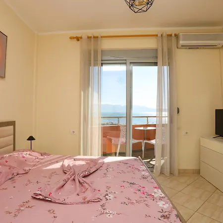 Marina View Escape Daire Avlonya