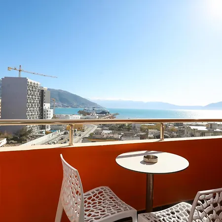 Marina View Escape *